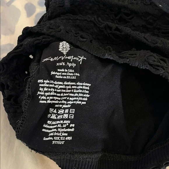 Free People Movement Happiness Runs Floral Tank size xs/s - Picture 6 of 6